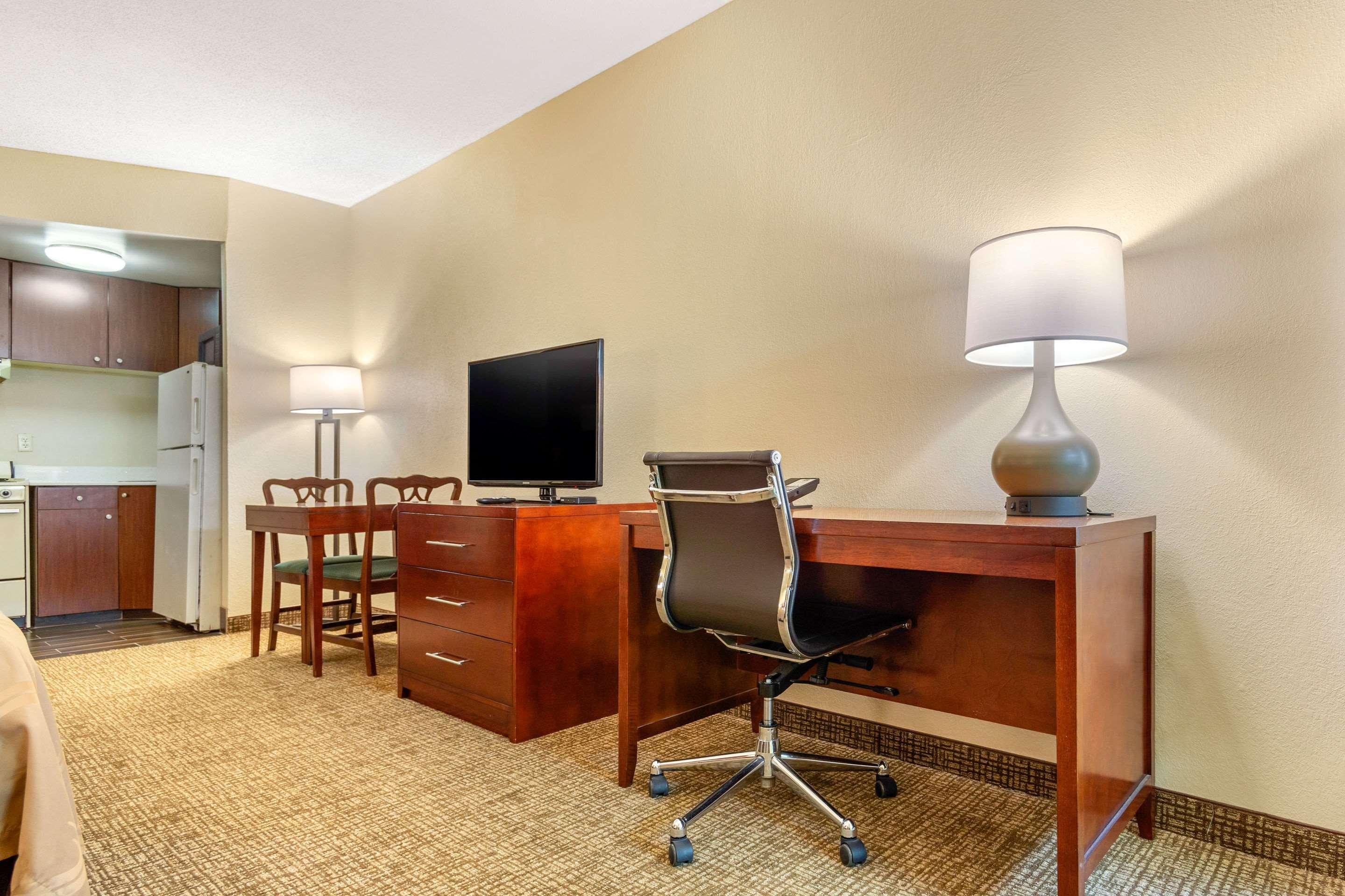 Quality Inn & Suites Olde Town Portsmouth Luaran gambar
