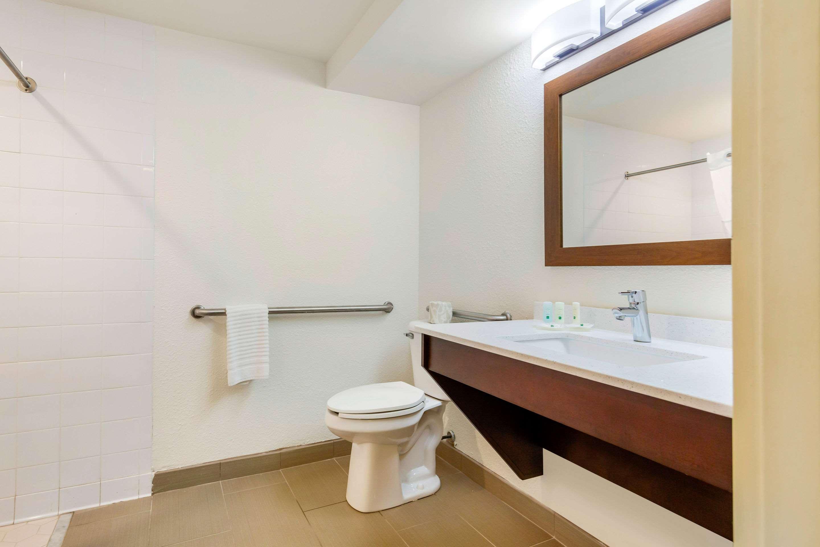 Quality Inn & Suites Olde Town Portsmouth Luaran gambar